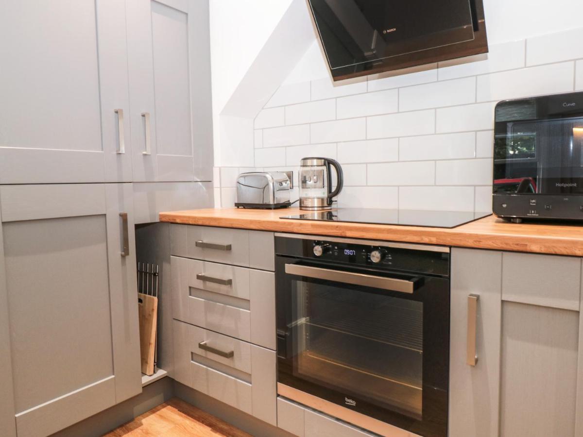Flat 1 Byfield Apartment Torquay