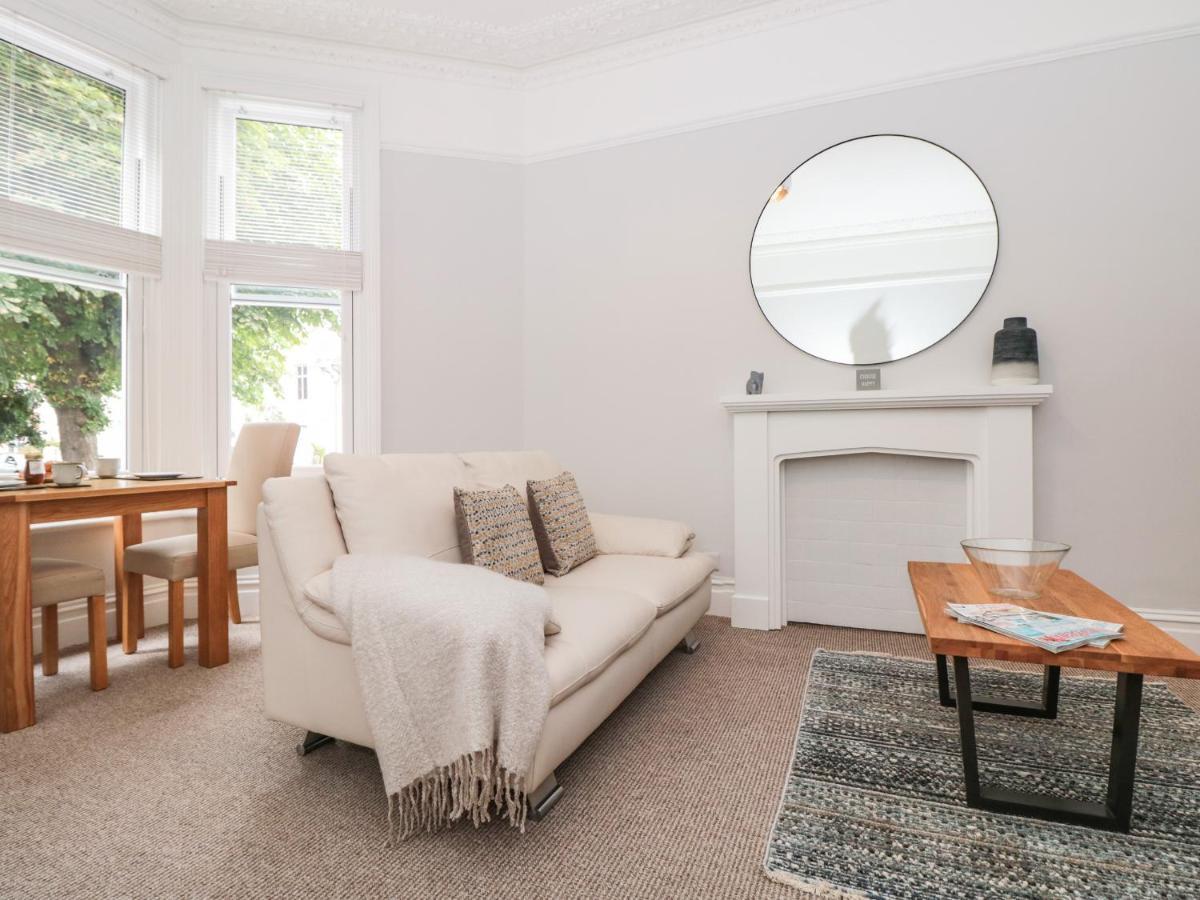 Flat 1 Byfield